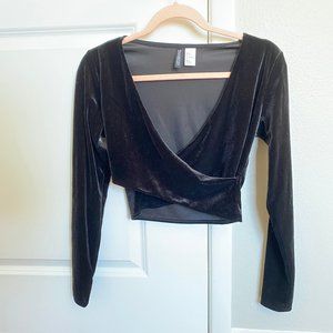 Top; Velvet Black Long sleeve